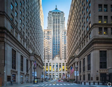 Longtime Owners Of Chicago Board Of Trade Building Hand Property Back To Lender