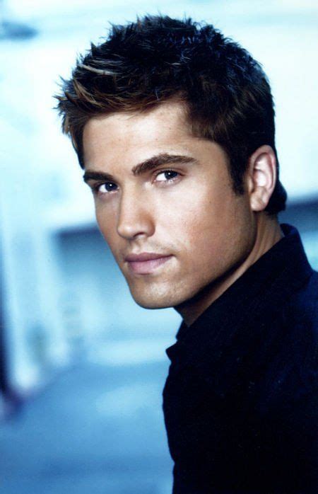 Eric Winter Currently On Witches Of East End As Dash Eric Winter