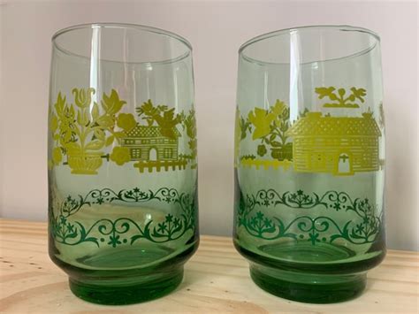Vintage Mid Century Modern Green And Yellow Drinking Glasses Etsy