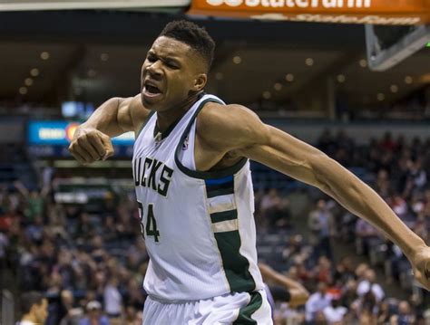 Milwaukee Bucks Time To Reward Giannis Antetokounmpo