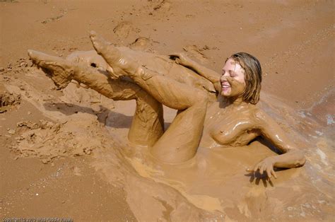 টইটর Mud Puddle Visuals Now at MPV Victoria s Mud Arousal