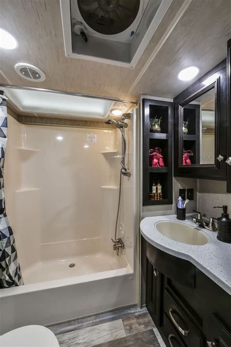 10 Rv With Double Sink In Bathroom