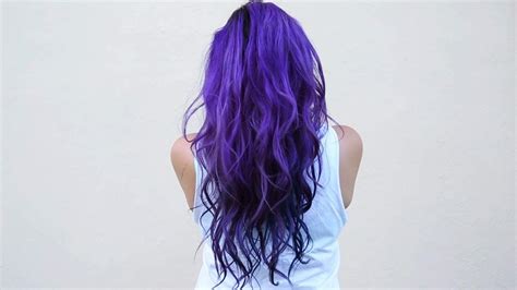 When applying hair color to the scalp, i always pay attention to a few important signs that will help you know where to start, says cleveland. 7 Statuesque Navy Blue Hair Color Ideas - HairstyleCamp