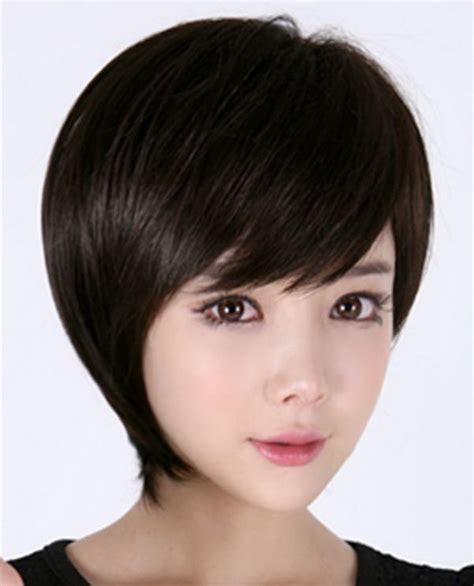 Short hair is easy to handle but styling it into a beautiful term is not an easy task. Short haircuts for girls kids
