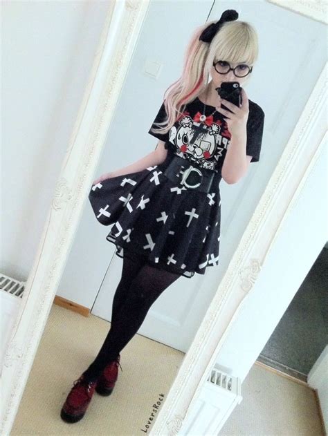 25 Pastel Goth Looks To Inspire You Goth Outfits Fashion Pastel Goth Outfits