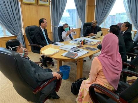For more information, read youyang gu's blog post. MALAYSIA NEGARA ASEAN TERBAIK MENENTANG WABAK COVID-19 ...