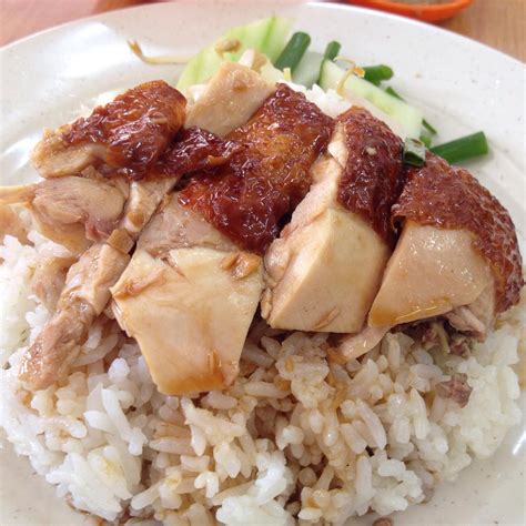 Famous chicken rice with a lot of side dishes you can order. 12 Best Chicken Rice You Should Be Eating In Penang ...