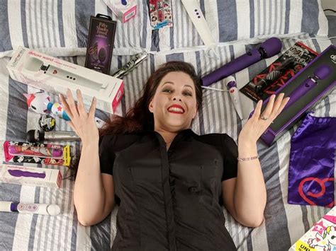 Sex Toy Reviews Woman Quits Banking Job To Become Adult Toy Tester