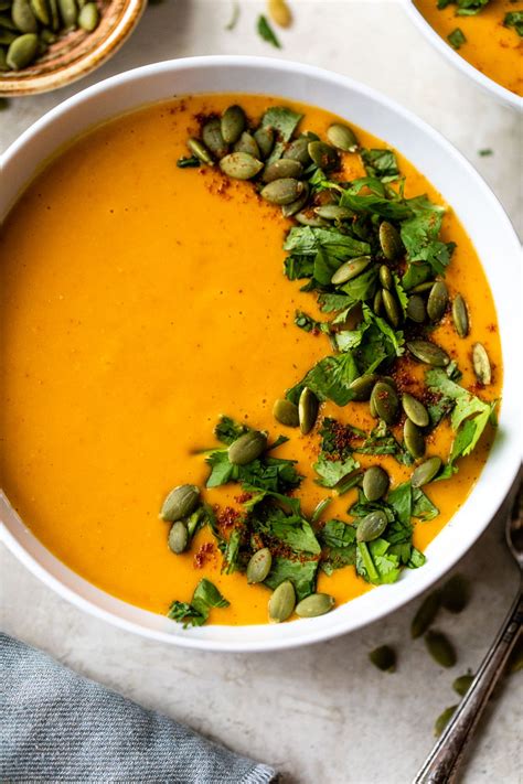 Spicy Butternut Squash Soup With Coconut Milk Wellplated Com