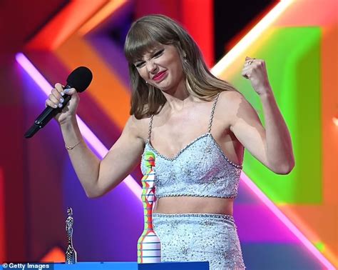 Taylor Swift Hails Simone Biles For Resilience Amid Olympic Games