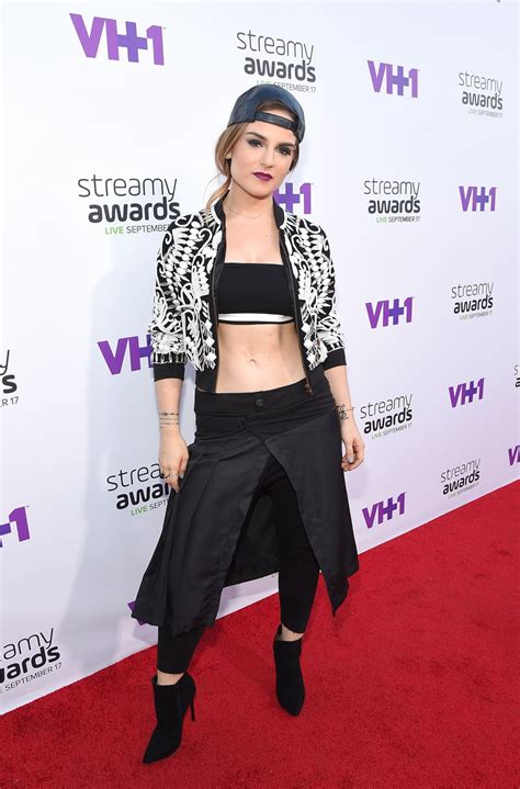 Joanna Jojo Levesque 2015 Streamy Awards In Los Angeles Celebmafia