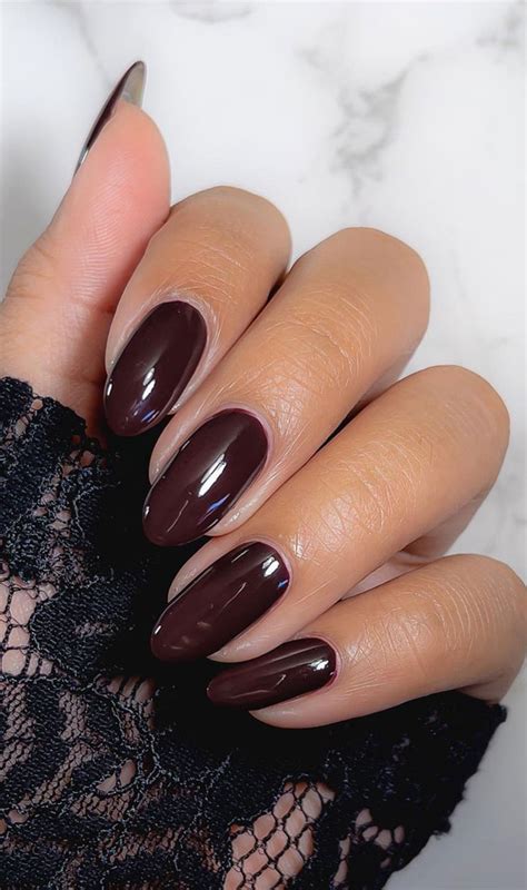 32 Prettiest Autumn 2022 Nail Trends To Try Now Chocolate Fudge Nails
