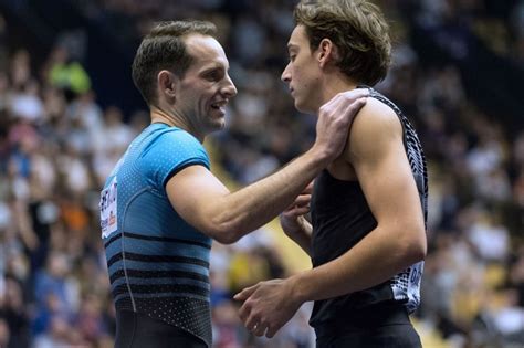 Armand duplantis had arranged to meet sam kendricks for a coffee in the olympic village ahead of the pole vault competition. Duplantis, Lavillenie y Kendricks regalaron una ...