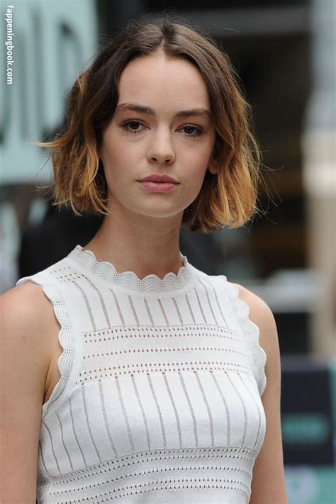 Free Brigette Lundy Paine Nude Pictures Sexy