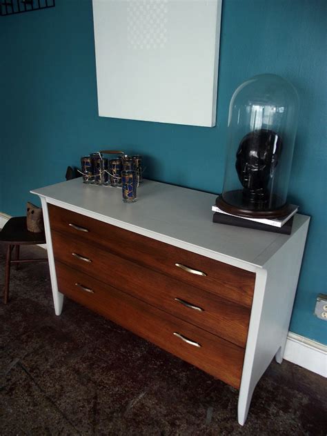 Top 7 best mid century modern console tables. Vintage Ground: Mid Century Large Three Drawer Dresser ...