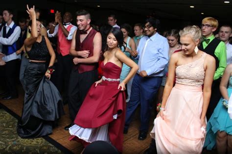 Class Of 2016 Dances The Night Away At Prom