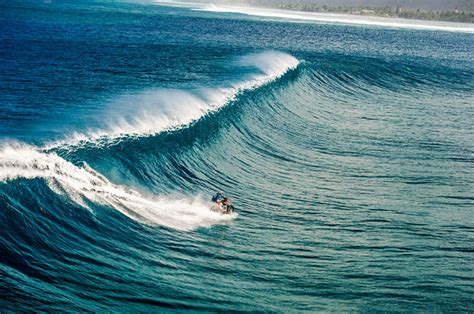 Wtf Video Of The Day Robbie Maddison Rides Iconic Tahiti Waves On