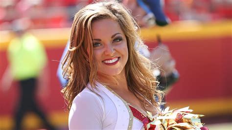 Get To Know Chiefs Cheerleader Kelsey