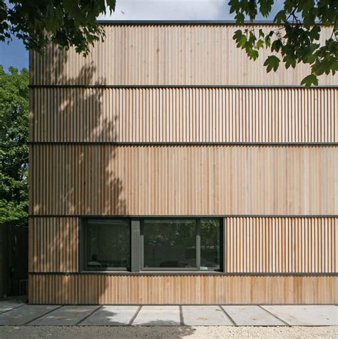 Vertical Grain Siberian Larch Cladding Russwood Quality Timber