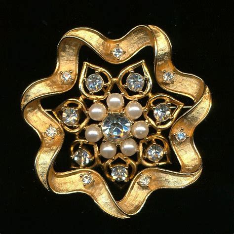 Vintage Sarah Cov Two Pins In One A Clever Jeweled Brooch From