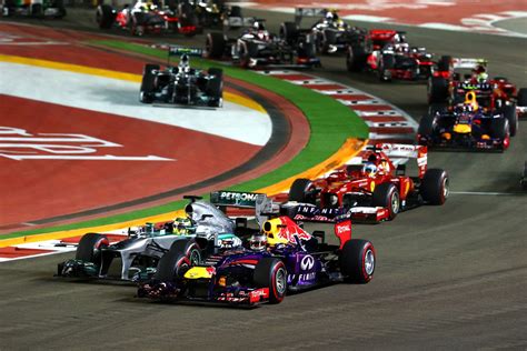 Fórmula 1 Gran Premio De Singapur Vettel De Paseo Alonso Al Límite