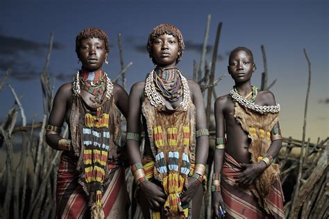 Photographer Documents The Beauty Of African And Asian Tribes On The Brink Of Extinction Artfido