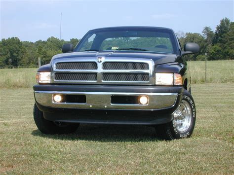 She carried me all over the this is my second dodge ram 1500 and i have to say, it's a good truck. Jeff's Dodge Ram Page