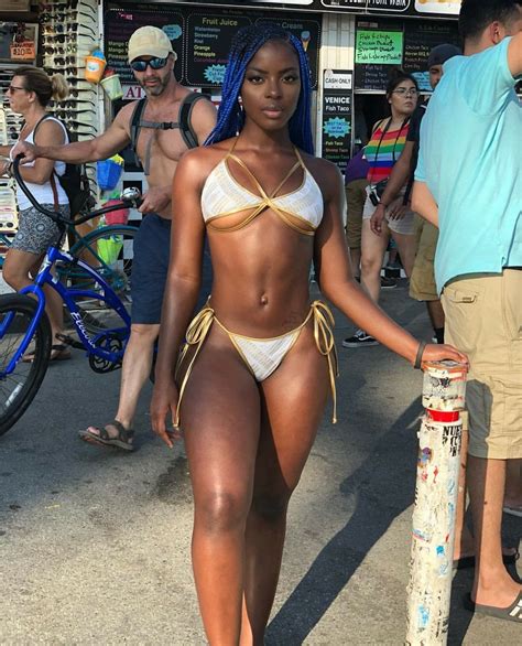 Pin By Thomasine Eley On Beach Please Dark Skin Women Black Beauties