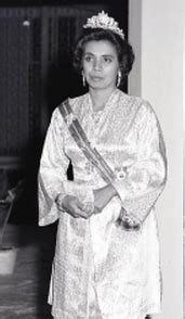 This rank is limited to 25 living. WARISAN RAJA & PERMAISURI MELAYU: Senarai Penerima Seri ...