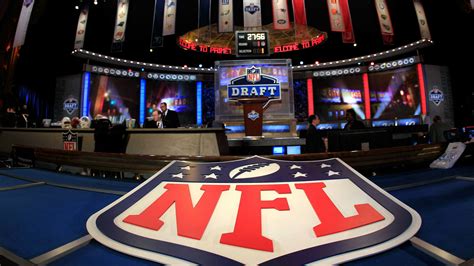 Take control of your favorite team(s) and simulate what a version of the 2021 nfl draft could look like. 2018 NFL Draft: Live Fantasy Recap (Rounds 4-7) | 4for4