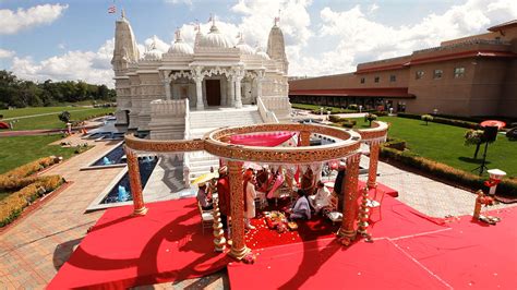 Baps Shri Swaminarayan Mandir Chicago Indian Wedding Monique Samir