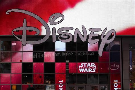 Disney Clears Hurdle For Fox Tie Up With Us Regulator Approval The