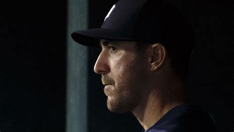 justin verlander responds to leaked nude photos with kate upton