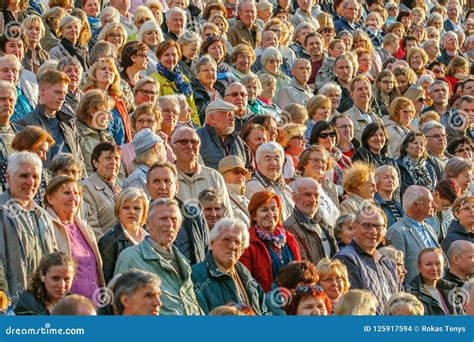 The Crowd Of People Editorial Stock Image Image Of Audience 125917594