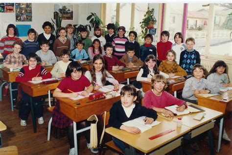 Photo De Classe CM2 De 1983 ECOLE MARIE CURIE Copains D Avant
