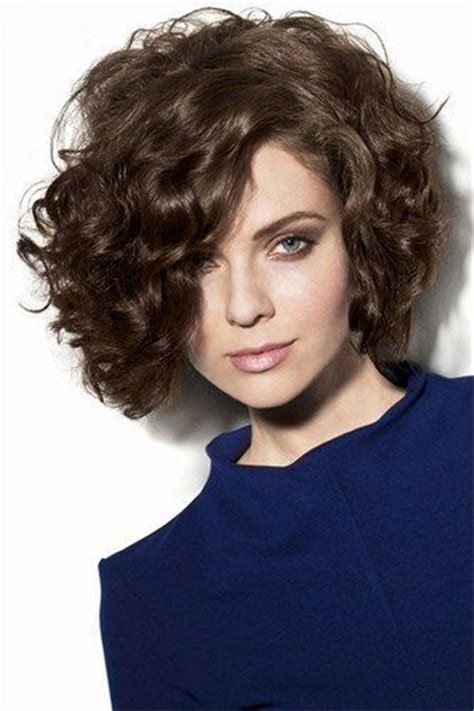 Short Curly Thick Hairstyles Trend In 2019 Прически Короткие стрижки Короткие кудрявые стрижки