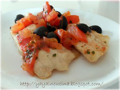 Check spelling or type a new query. Yaya in cucina: Nasello con pomodori e olive nere al microonde