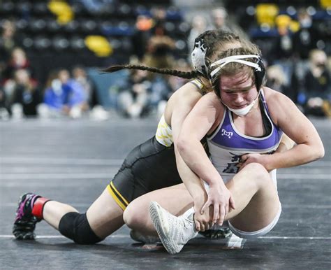 Photos Iowa Wrestling Coaches And Official Association S Girls State Tournament 2021