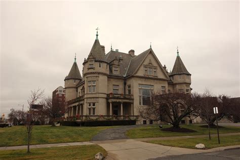 Detroit, Still: Historic Homes