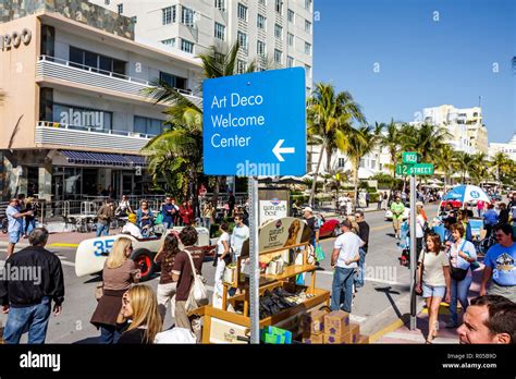 Cartel De Bienvenida A Miami Beach Fotografías E Imágenes De Alta