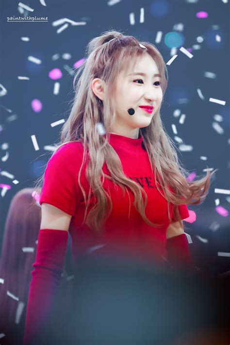 Latest and popular chaeyeon gifs on primogif.com. Pin de TWICE and K-POP en IZ*ONE ★ | Telerrealidad, Rapero ...