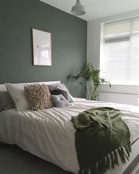50 Beautiful And Calm Green Bedroom Decoration Ideas Green Bedroom