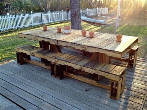 To make a garden table out of pallets. 22 Cheap \u0026 Easy Pallet Outdoor Furniture DIY to Make ...