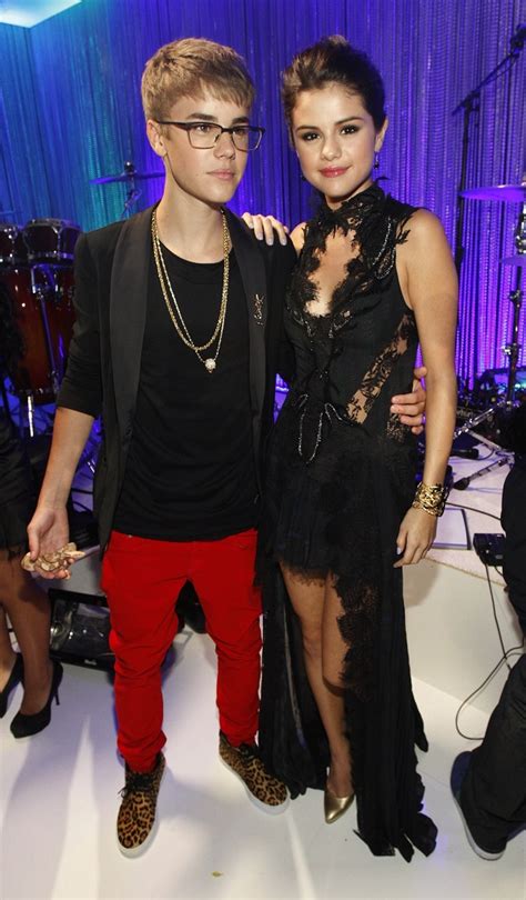 Justin Bieber Selena Gomez Photos Top Pics Of The On Again Off Again Couple Together Enstarz