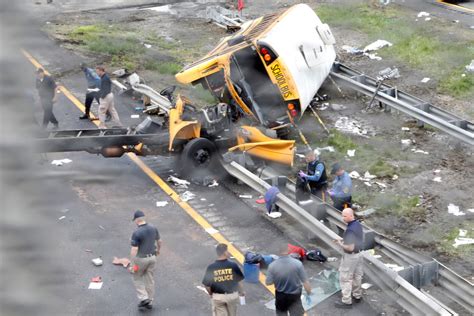 Investigators Probe Cause Of School Bus Crash That Killed 2 Pbs Newshour