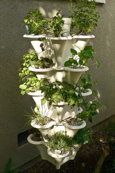 I had to go through quite a few vertical tower garden designs , before finally settling on. Hydroponic Tower, Choose the Best (Get Started with Ease)