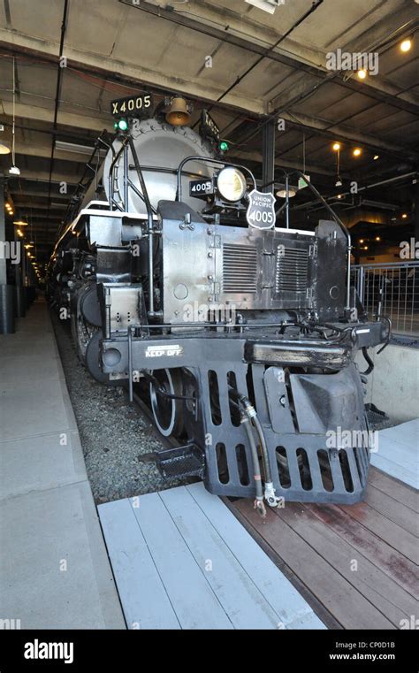 Big Boy Union Pacific Railroads 4000 Class 4 8 8 4 Articulated Steam