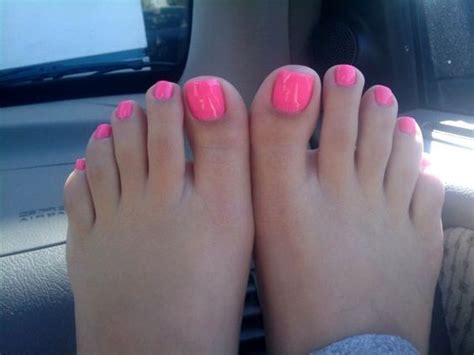 Girls Feet Lover Pink Toe Nails Toe Nails Painted Toe Nails