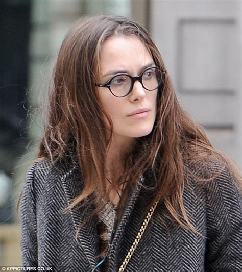 Keira Knightley In London Ahead Of Love Actually Sequel Daily Mail Online