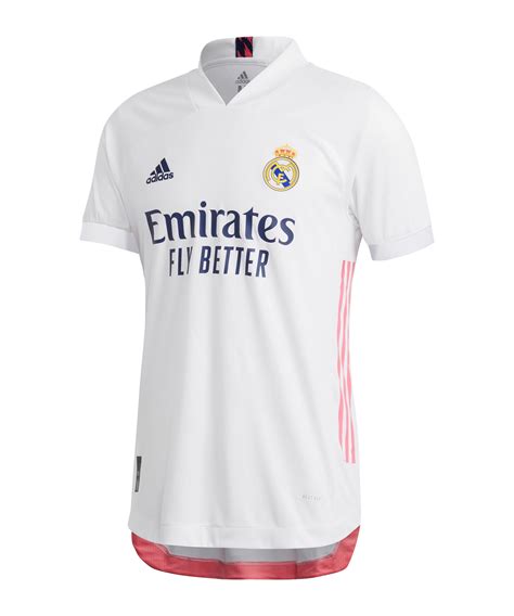 Real madrid ist vielleicht der bekannteste name im weltfußball. adidas Real Madrid Auth. Trikot Home 2020/2021 | Replicas ...